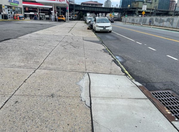 Parking Lot Sweeping in Ridgewood, Queens, NY (3)